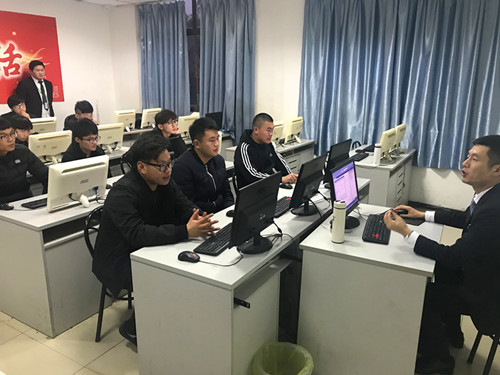 北大青鸟1.jpg